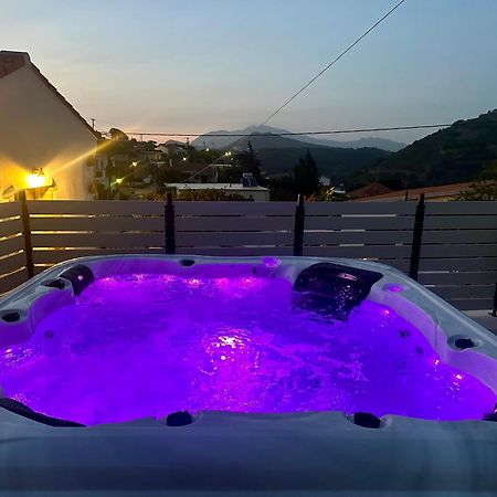 Villa Eftychia Serene Getaway With Hot Tub In A Quiet Location Kissamos Bagian luar foto