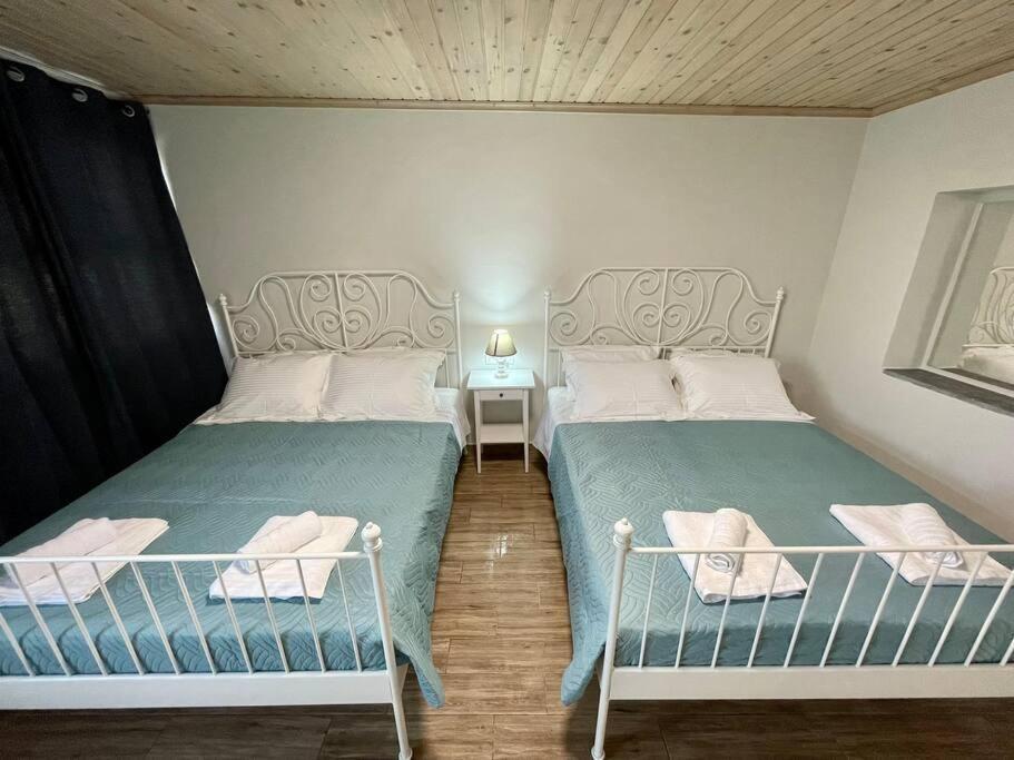 Villa Eftychia Serene Getaway With Hot Tub In A Quiet Location Kissamos Bagian luar foto