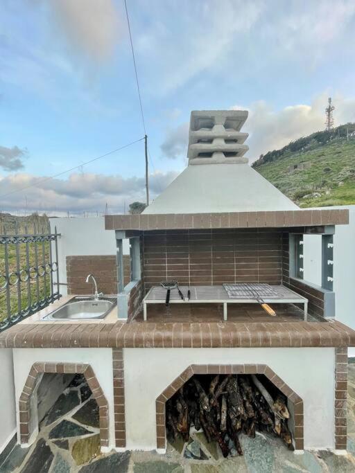 Villa Eftychia Serene Getaway With Hot Tub In A Quiet Location Kissamos Bagian luar foto